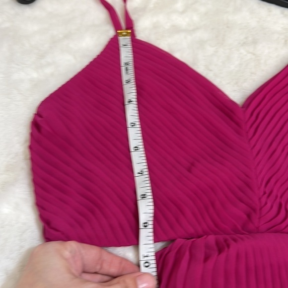 EXPRESS pleated tiered cut out fit and flare pink dress size S NWT - Picture 16 of 16